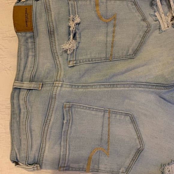 Distressed high waisted jeans - Picture 4 of 7